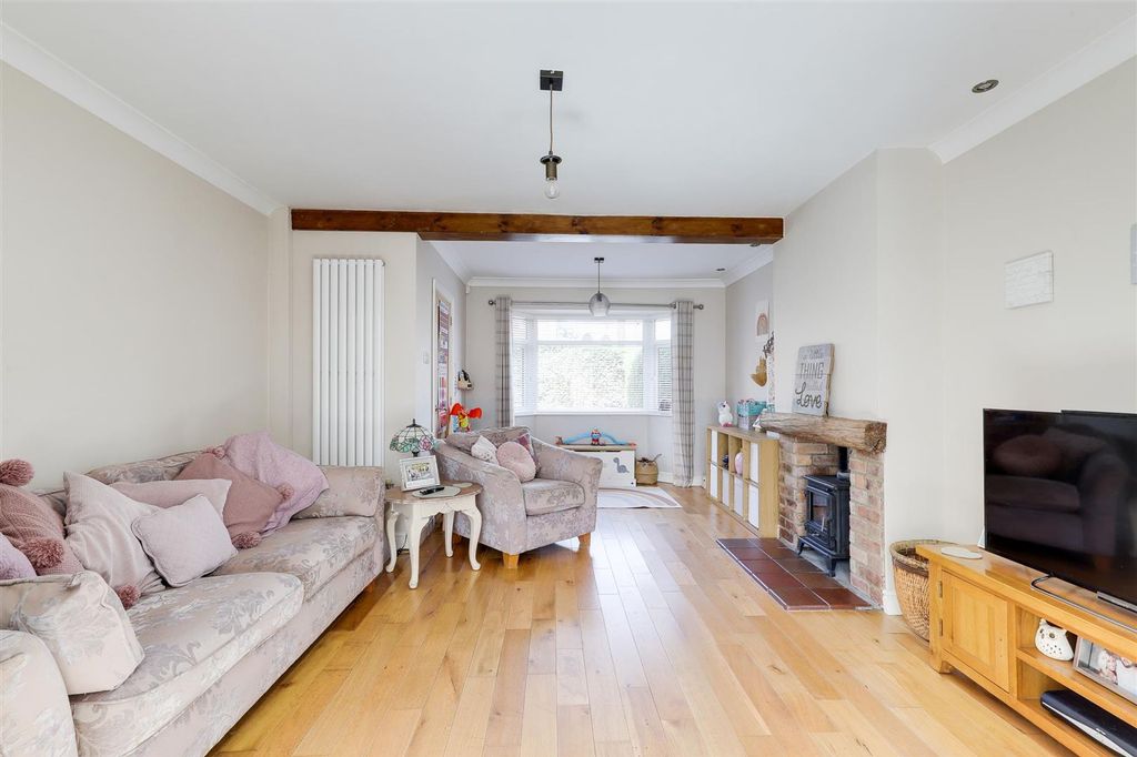 Property photo 2 of 23