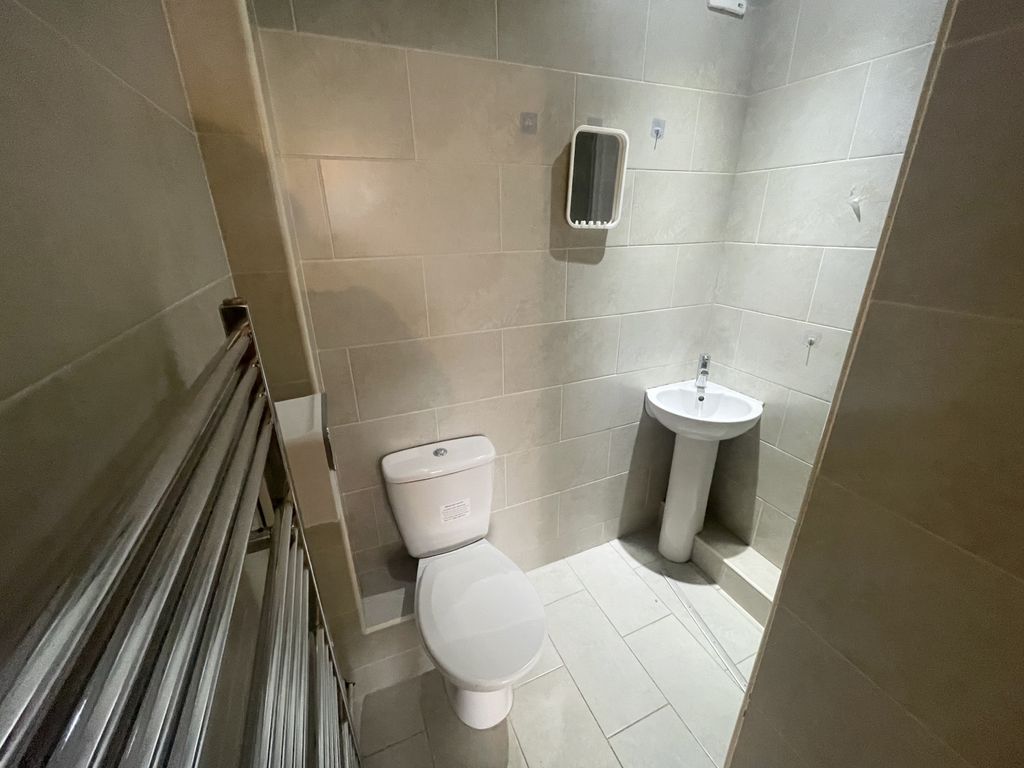 Property photo 2 of 9 Gallery