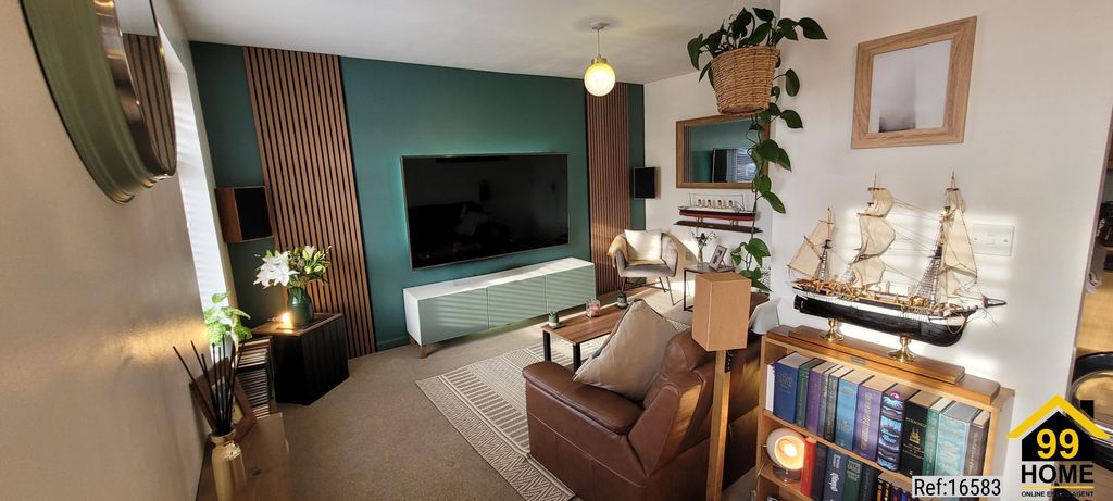 Property photo 2 of 15 Photo 1