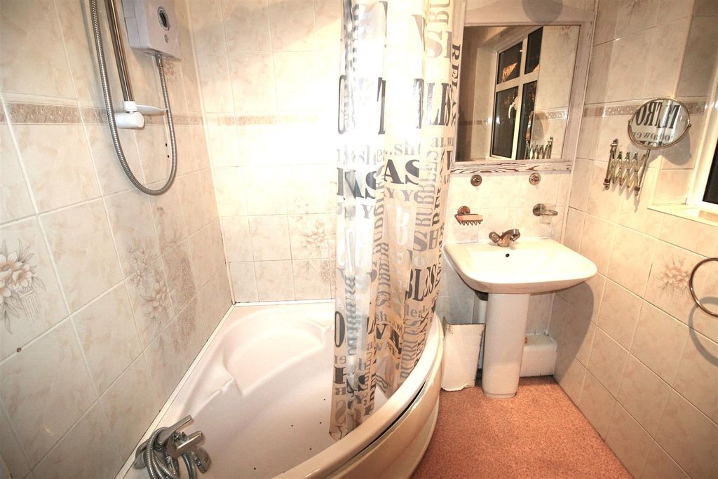 Property photo 3 of 10 Img_2684.Jpg
