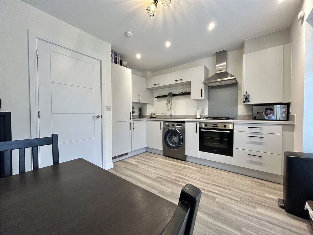 Property photo 2 of 14 Picture No. 02