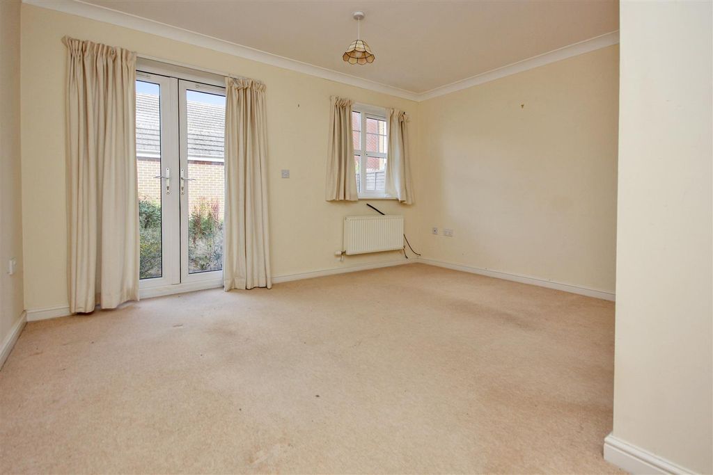 Property photo 2 of 11 Img_3236.Jpg