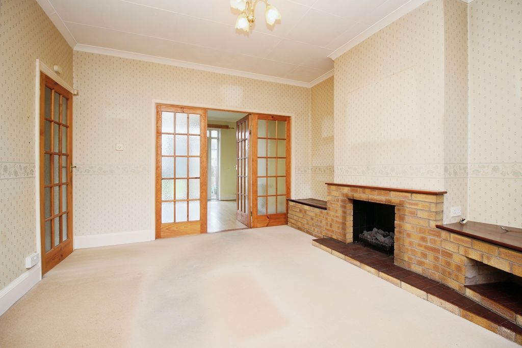 Property photo 1 of 23