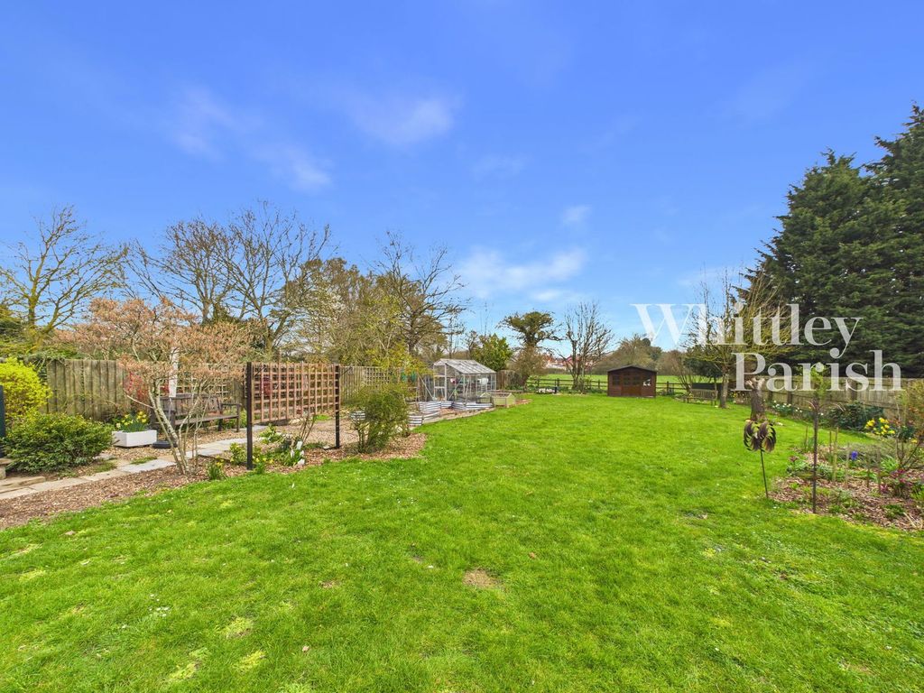 Property photo 2 of 26