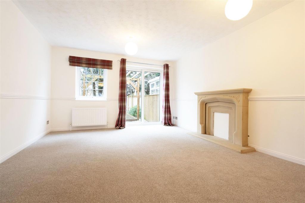 Property photo 2 of 13 Living Room