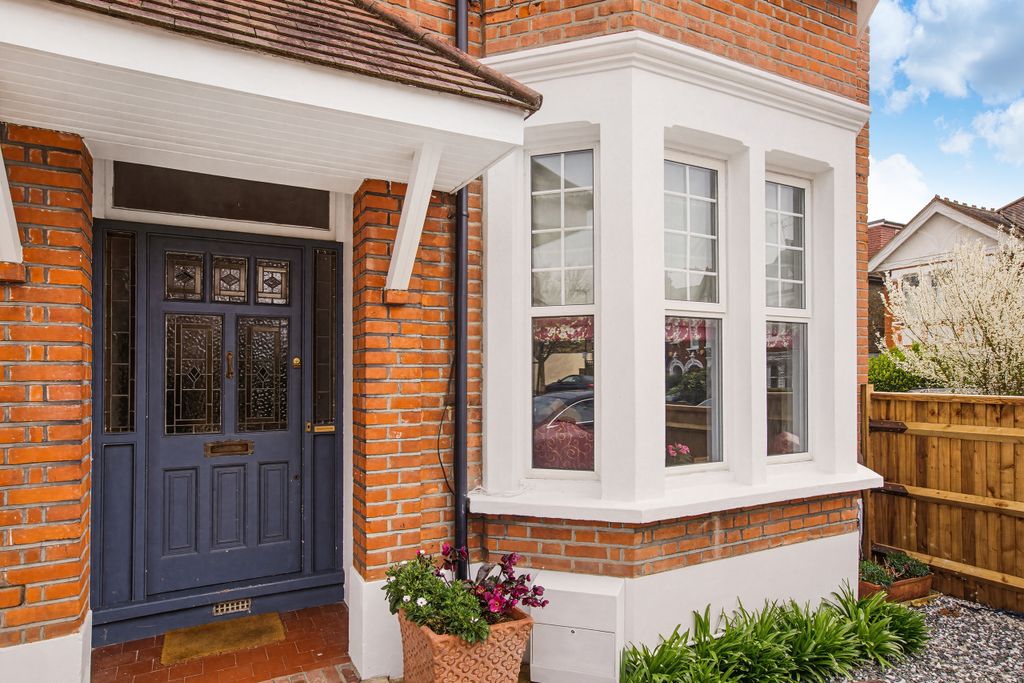 Property photo 2 of 28 Close-Up External