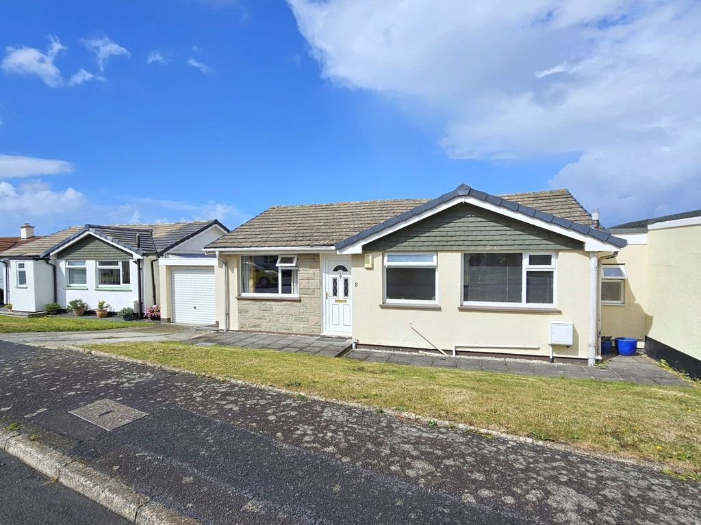 Property photo 1 of 27