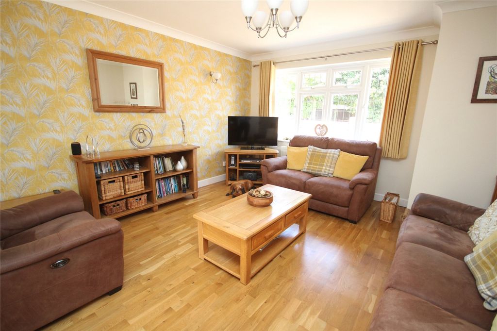 Property photo 3 of 18 Picture No. 14