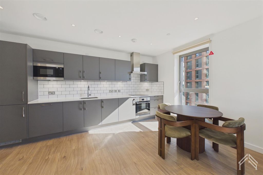 Property photo 3 of 11 3.Jpg