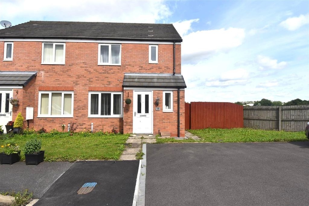 Property photo 1 of 17 Cdrfji92Ed4Yd6Qhwk3Uxuqlzt0.Jpg