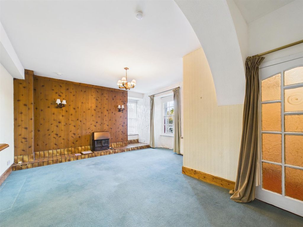 Property photo 2 of 21 Cam01486G0-Pr0916-Still003.Jpg