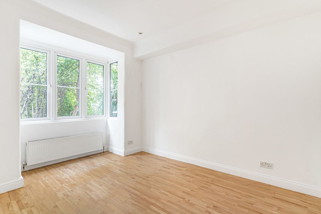 Property photo 2 of 27 Reception Room