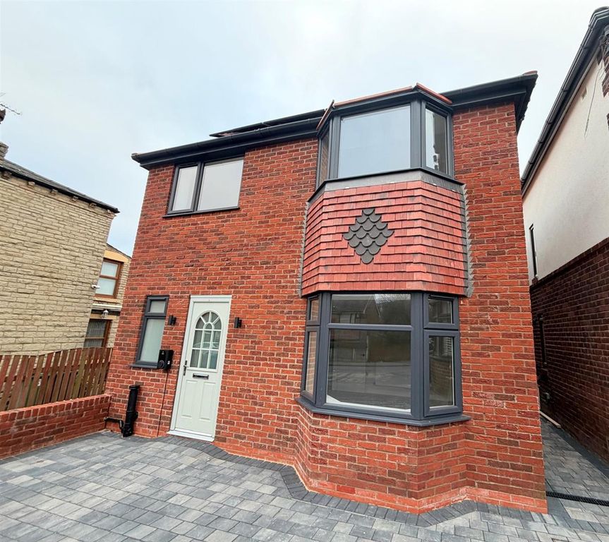 Property photo 1 of 16 Am.Jpeg