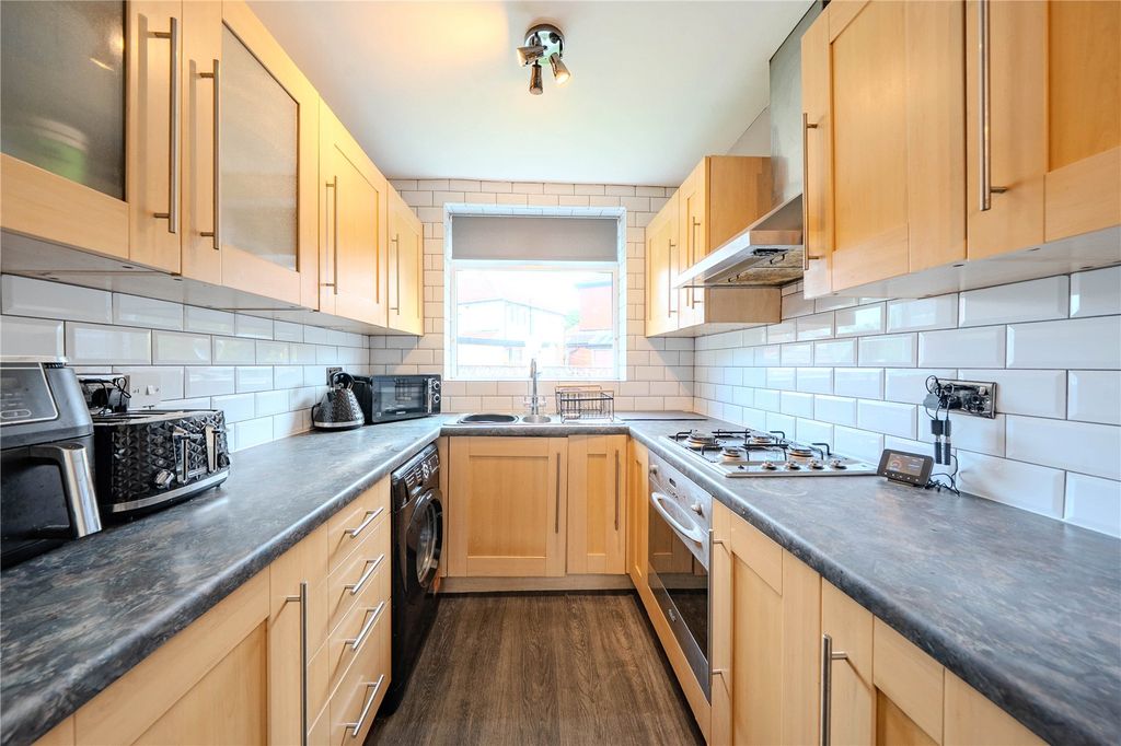 Property photo 2 of 13 Picture No. 04