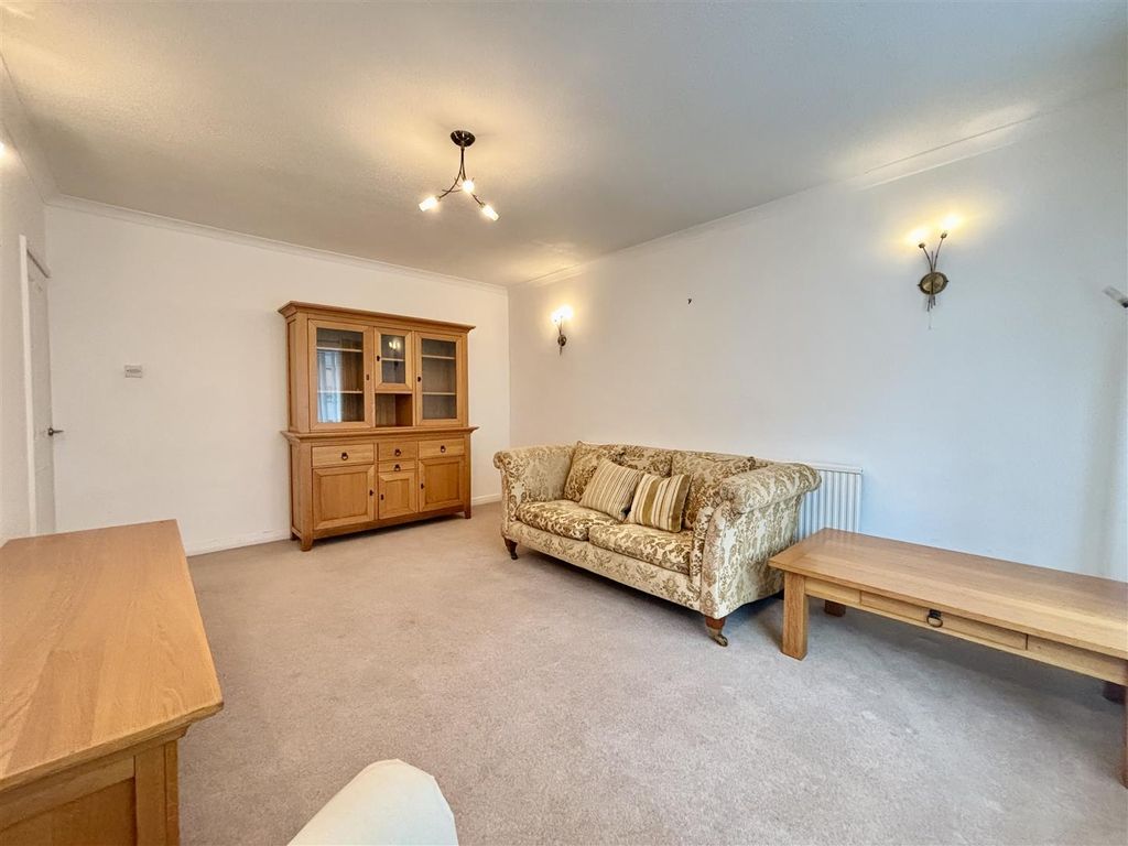 Property photo 3 of 17 Img_1982.Jpg