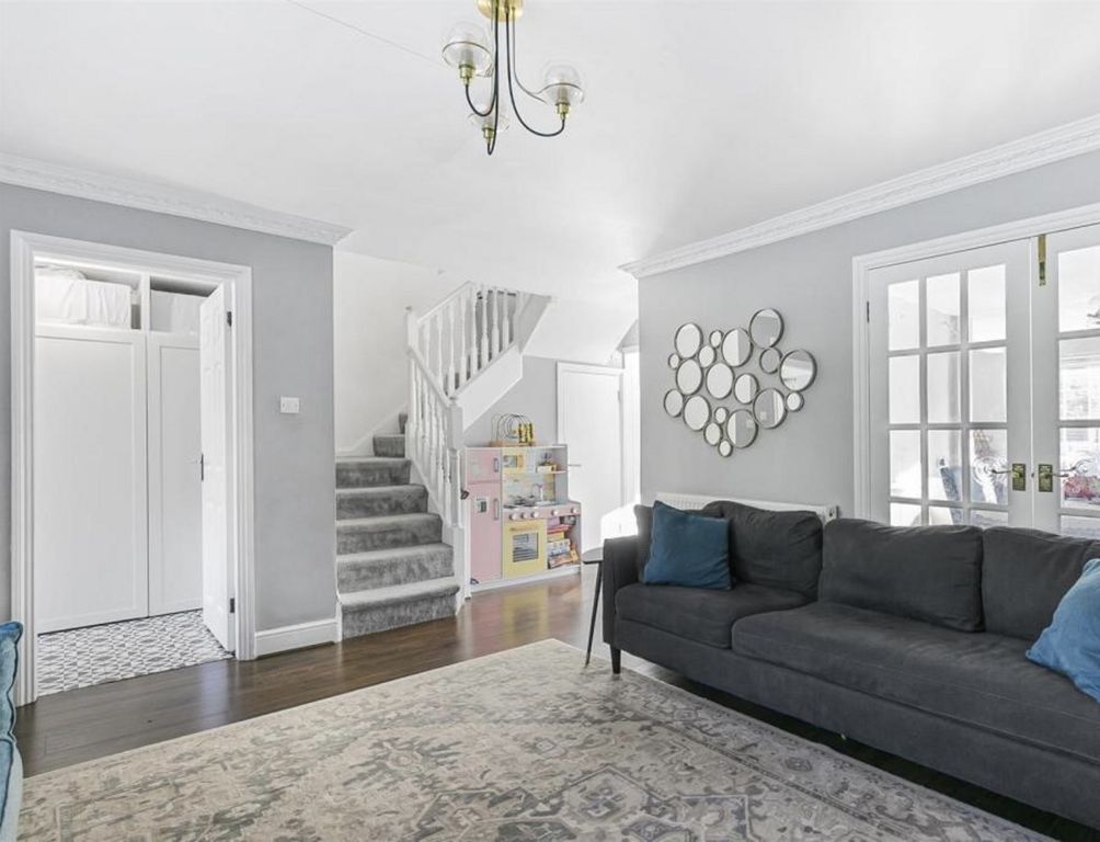 Property photo 1 of 26