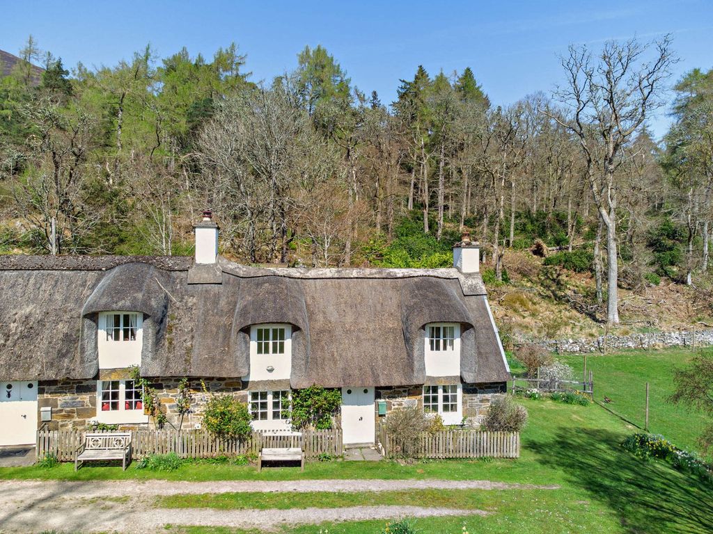 Property photo 1 of 17 Picture No. 01
