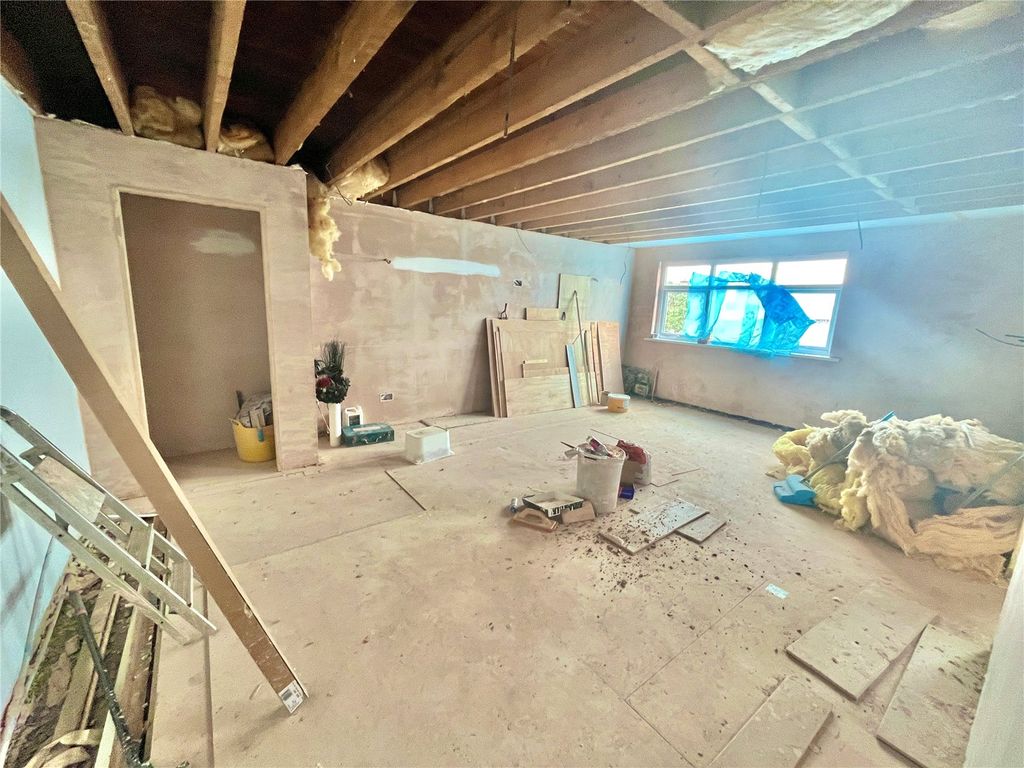Property photo 2 of 5 Picture No. 05