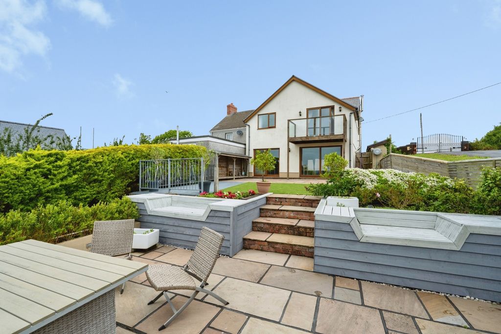 Property photo 1 of 29 Pbox-Img.Jpg