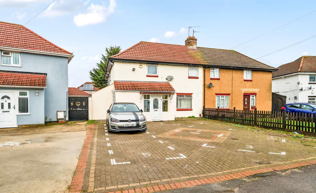 Property photo 1 of 23