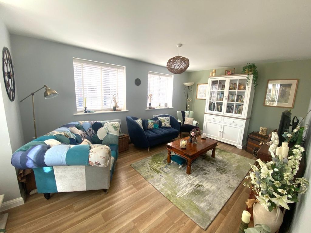 Property photo 3 of 24 Living Room.Jpg