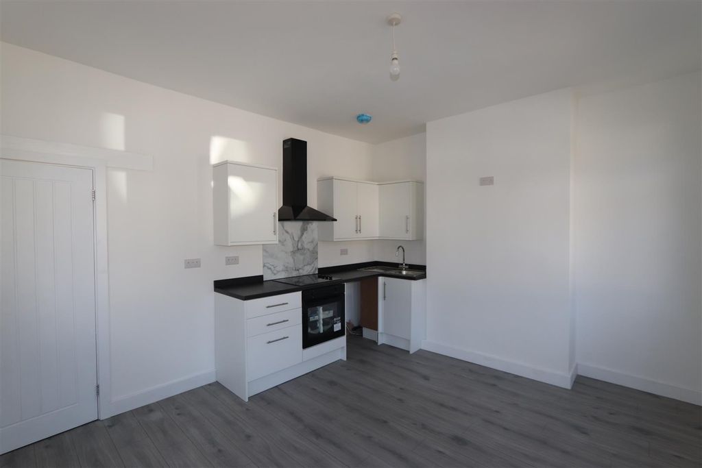 Property photo 3 of 7 Img_3530.Jpg