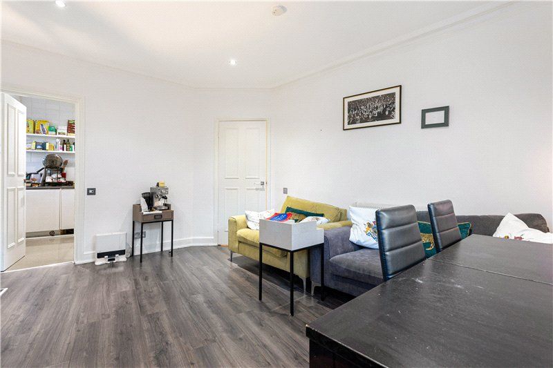 Property photo 3 of 10 Picture No. 06