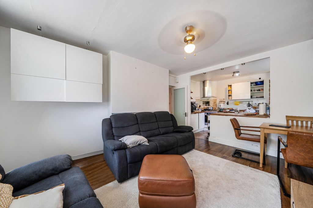 Property photo 3 of 12 1-6A3Bee9Be64B8-1...