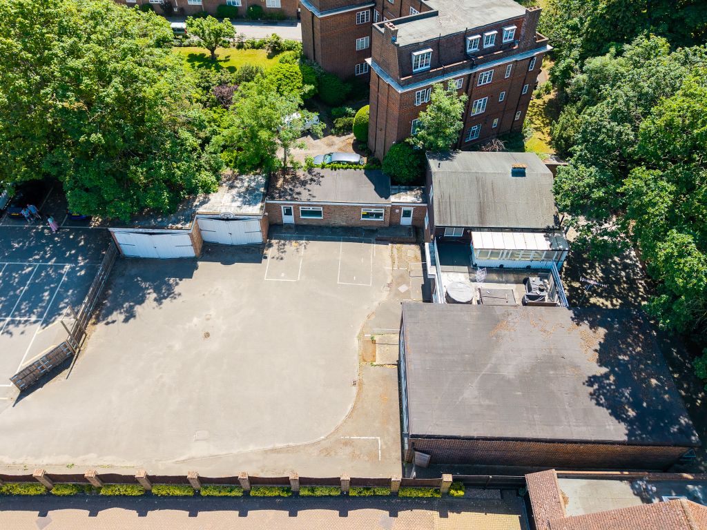 Property photo 3 of 3
