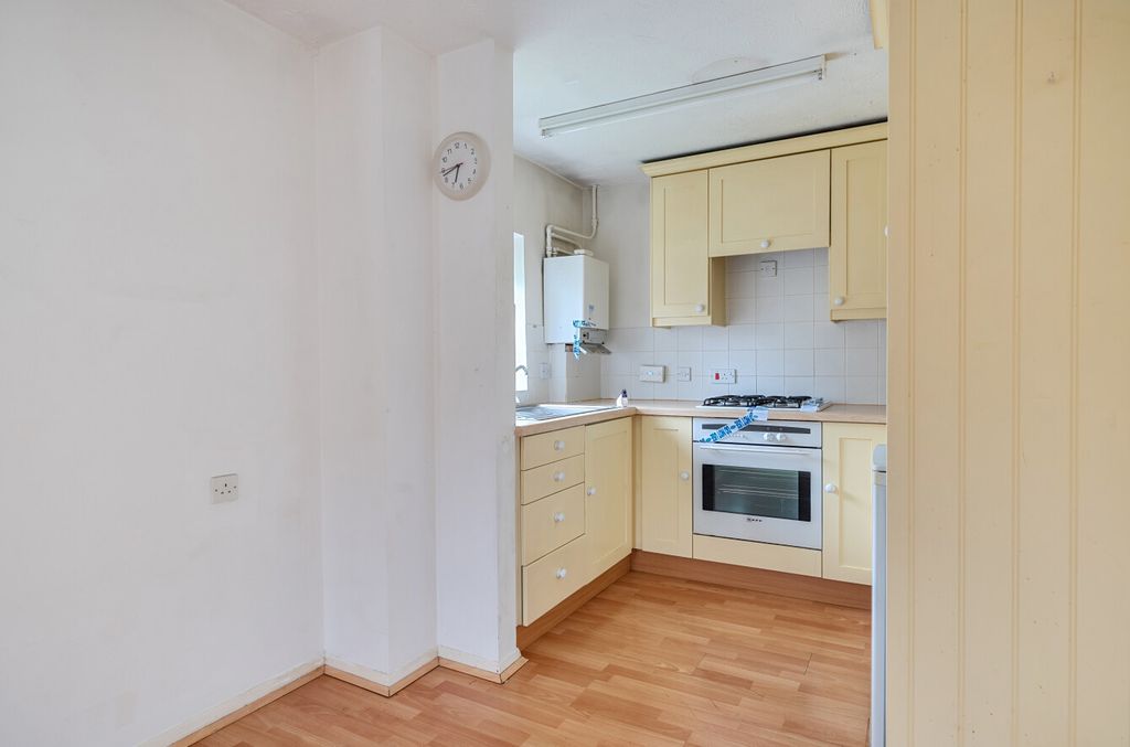 Property photo 3 of 7 1410387-9-698c6A6...