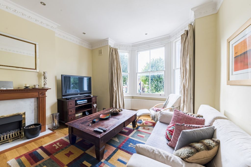 Property photo 2 of 12 Photo 3