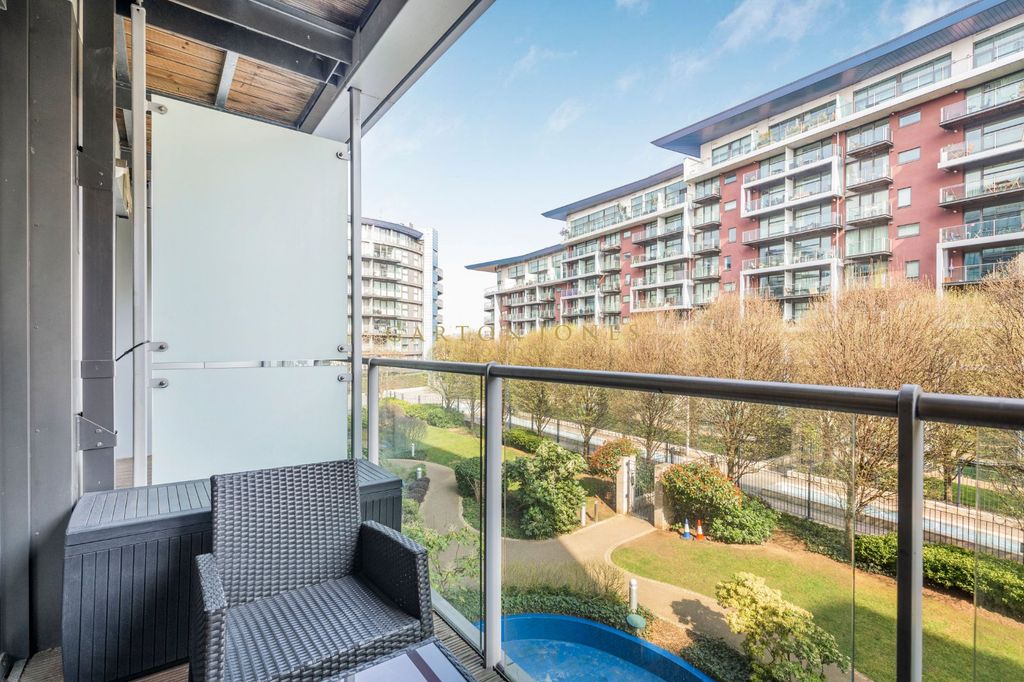 Property photo 2 of 16 Picture No. 19