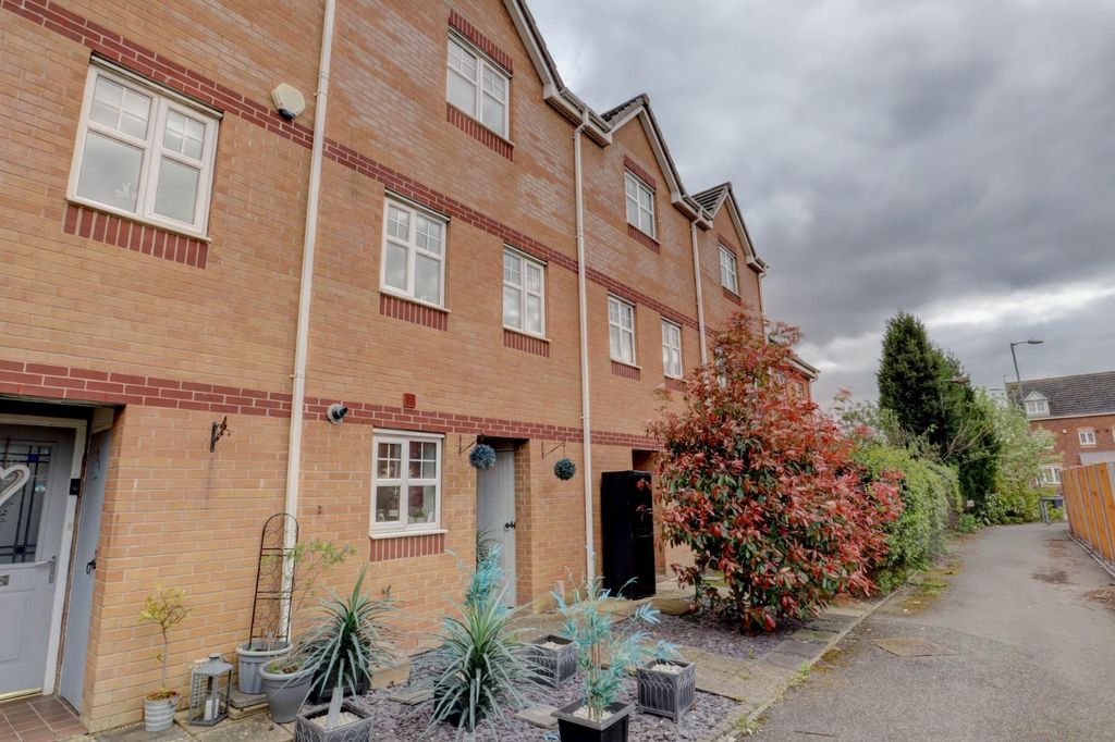 Property photo 1 of 16 Img_9763_4_5.Jpg