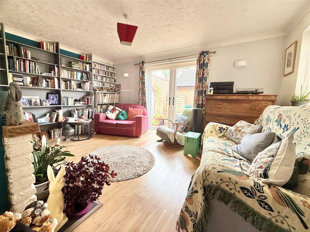 Property photo 3 of 20