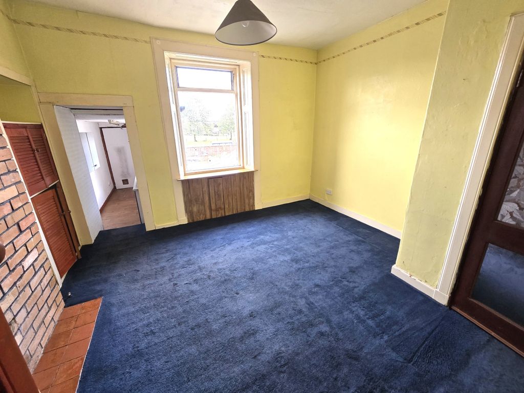 Property photo 3 of 10 3