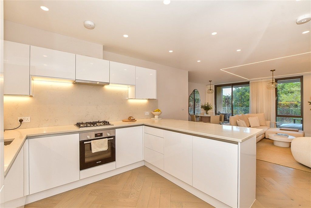 Property photo 2 of 18 Kitchen/ Dining/ Sitting Room