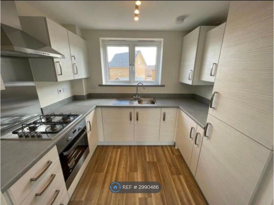 Property photo 1 of 3 Kitchen