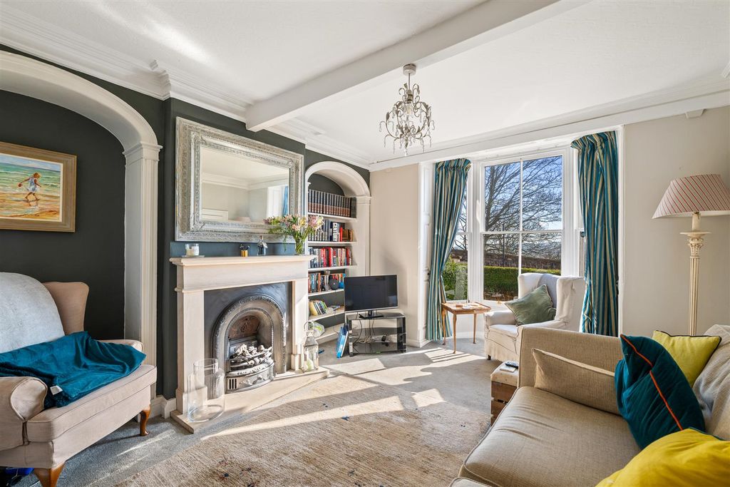 Property photo 3 of 15 22.Jpg