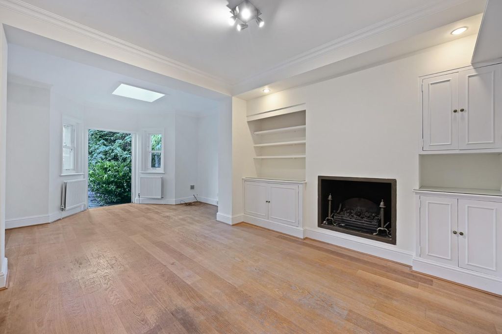 Property photo 1 of 9 Rcfbl- 56A St Quintin Avenue- Reception, Dinning A