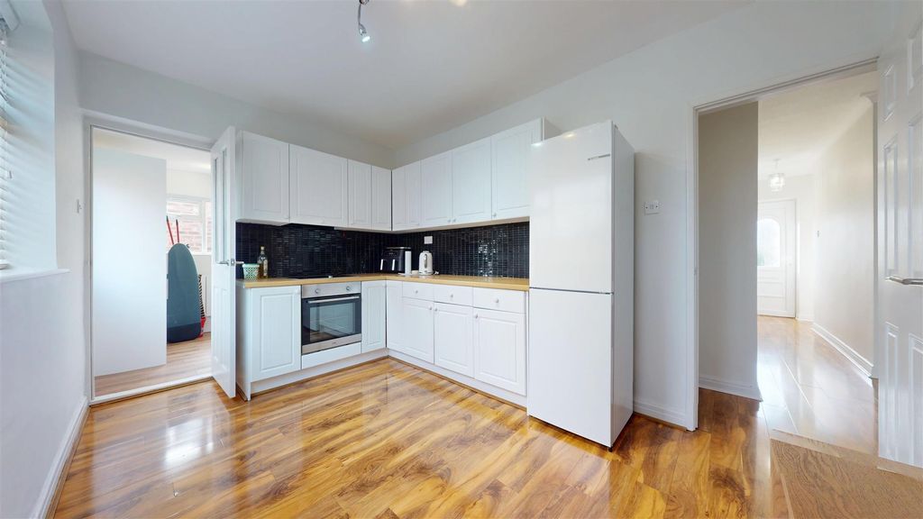 Property photo 3 of 27 Laurel Drive Kitchen