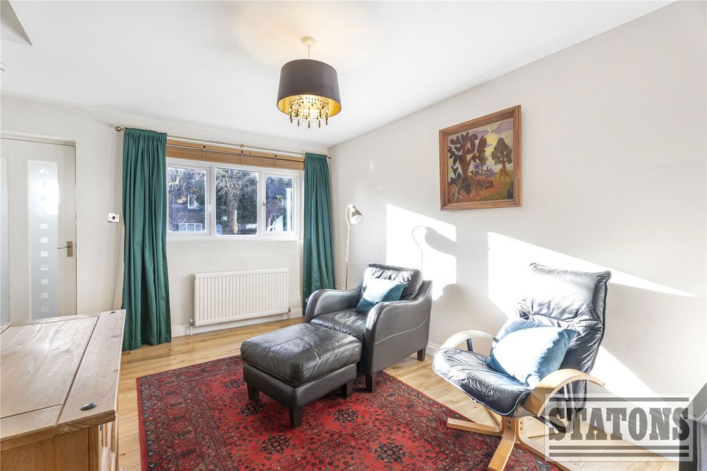 Property photo 3 of 14 Picture No. 16