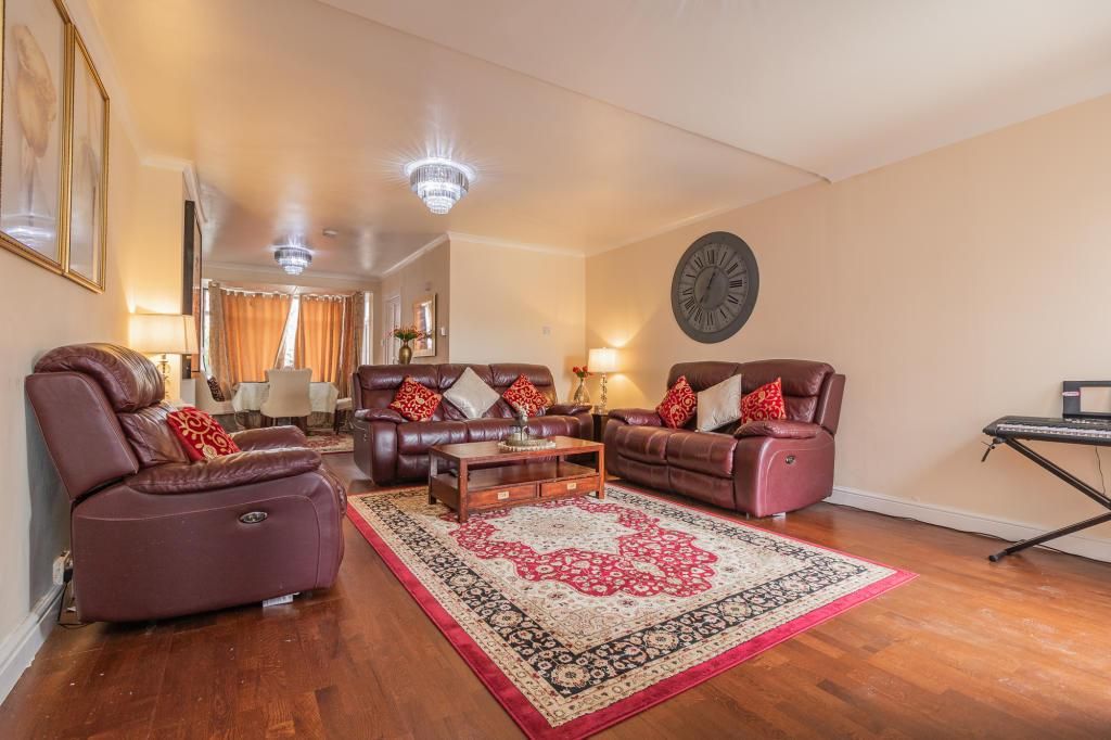 Property photo 3 of 22