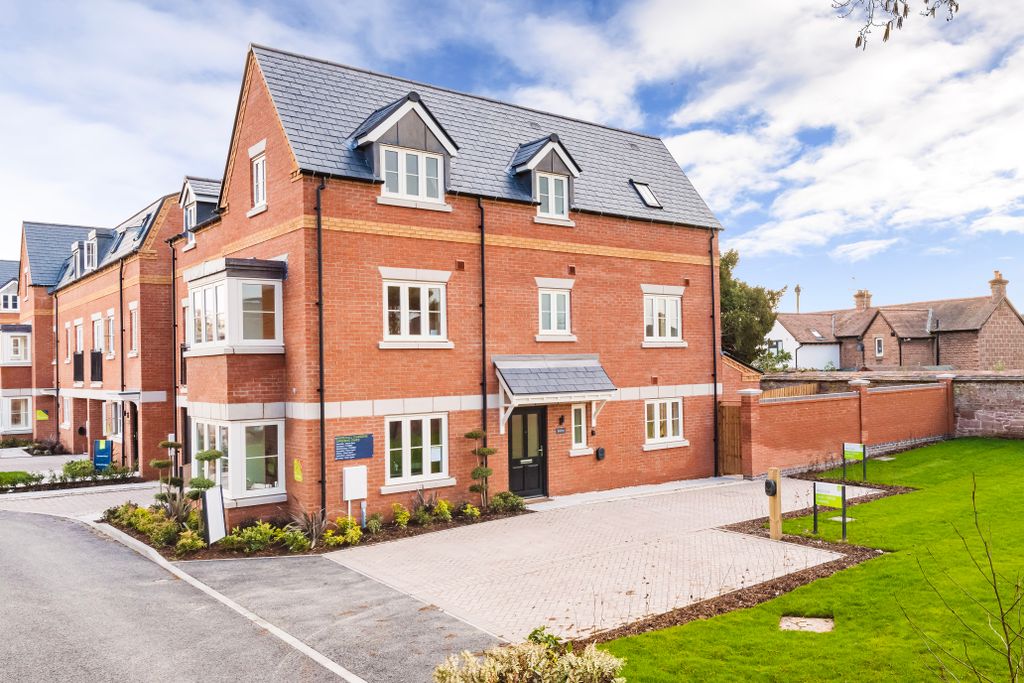 Property photo 1 of 13 The Gate House