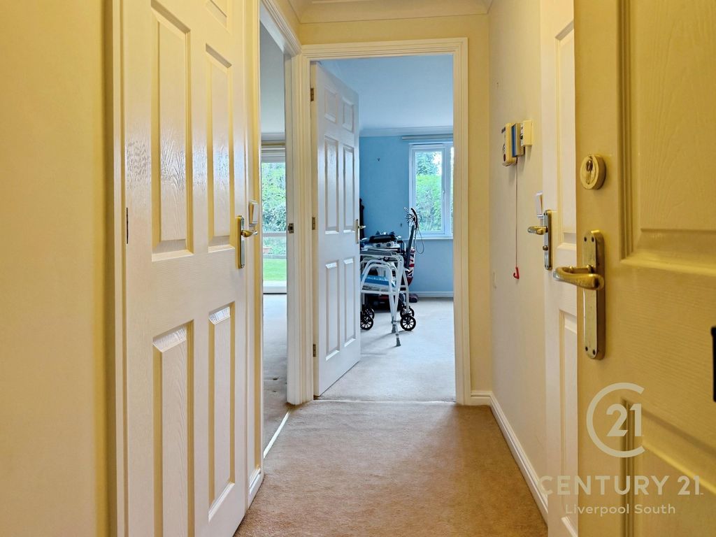 Property photo 2 of 18