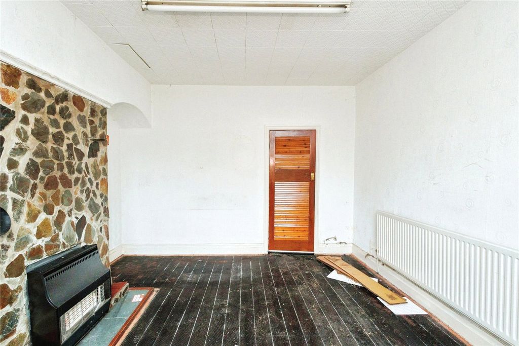 Property photo 3 of 8 Picture No. 07