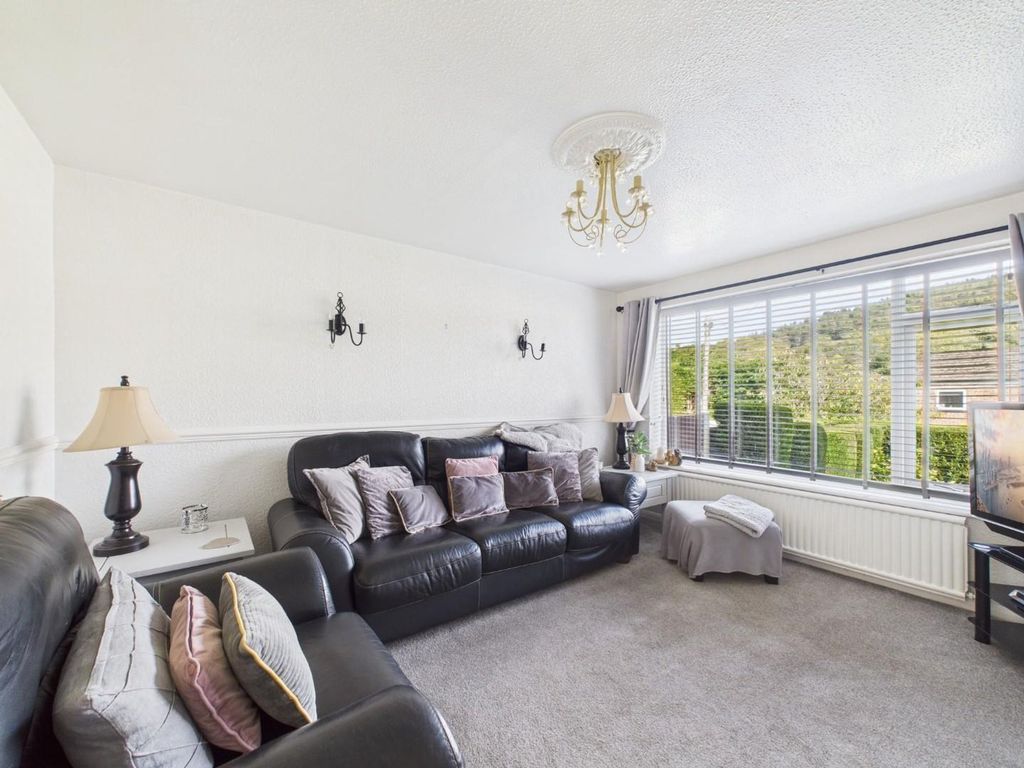 Property photo 2 of 19 Living Room