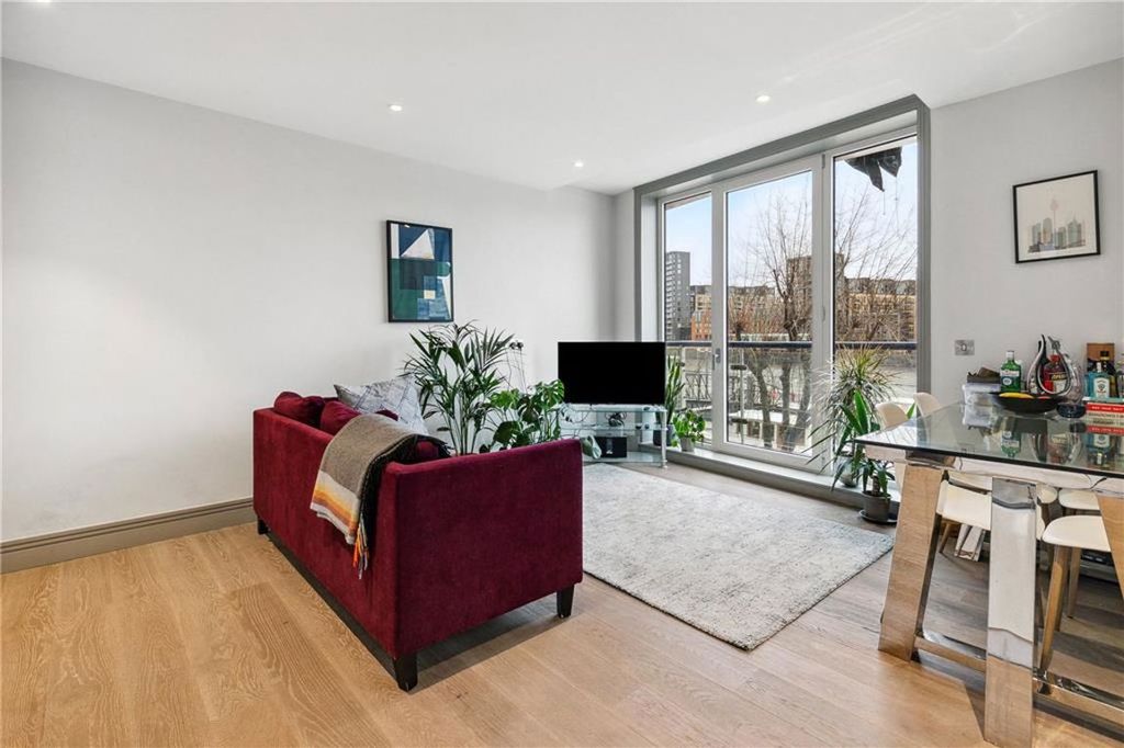 Property photo 2 of 6