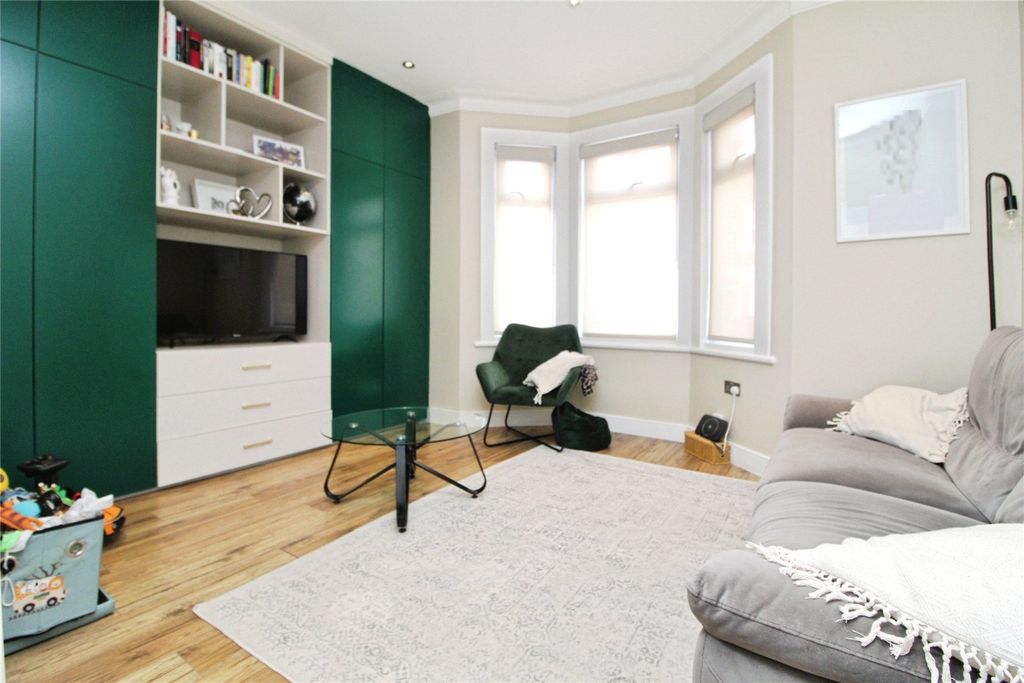 Property photo 2 of 12 Picture No. 06
