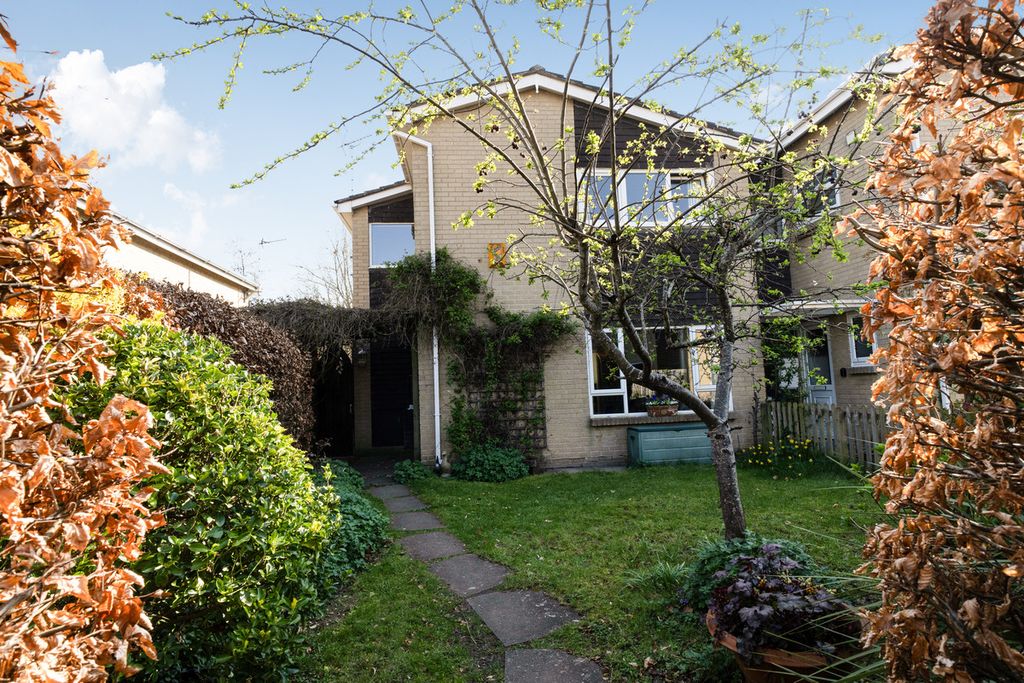 Property photo 1 of 20