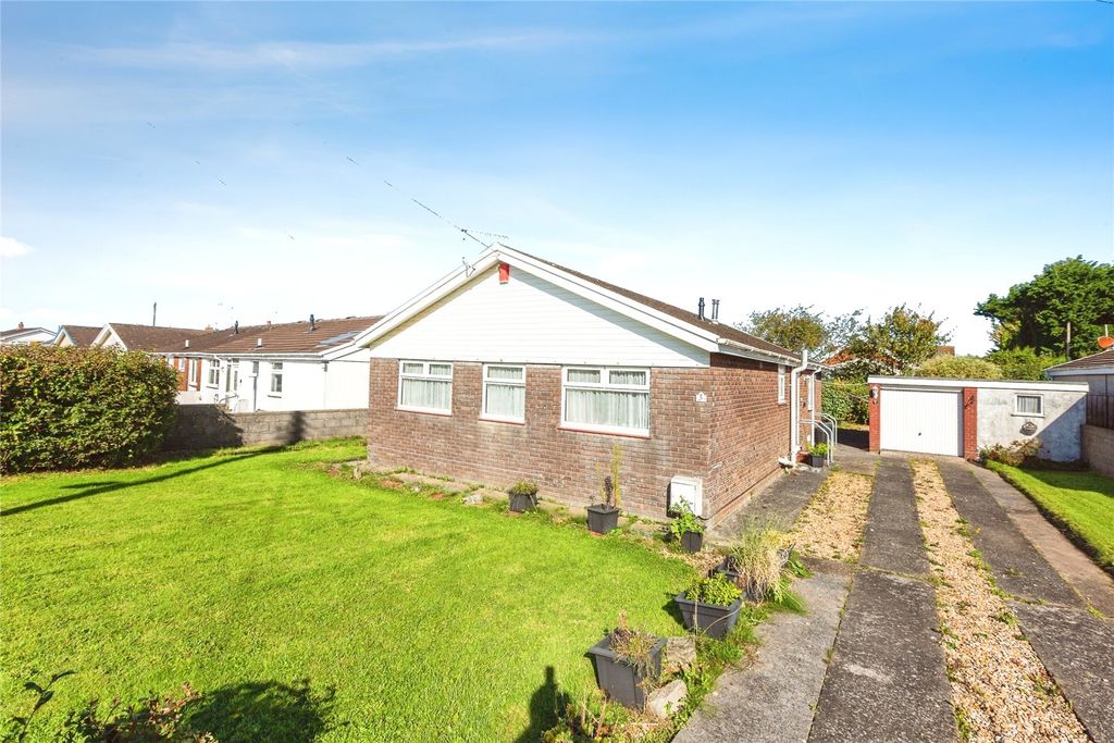 Property photo 1 of 21 Picture No. 17